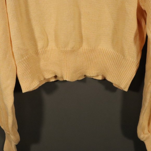 NWT Just a Moment Light Yellow V-Neck Cropped Sweater - Picture 13 of 15